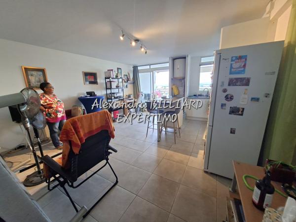 Fort-de-France (97200) T2 avec terrasse vue sur mer