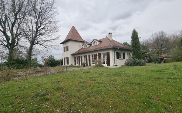 Maison à vendre    5 pièces • 168,50 m2 Montauban