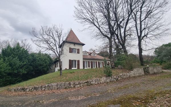 Maison à vendre    5 pièces • 168,50 m2 Montauban