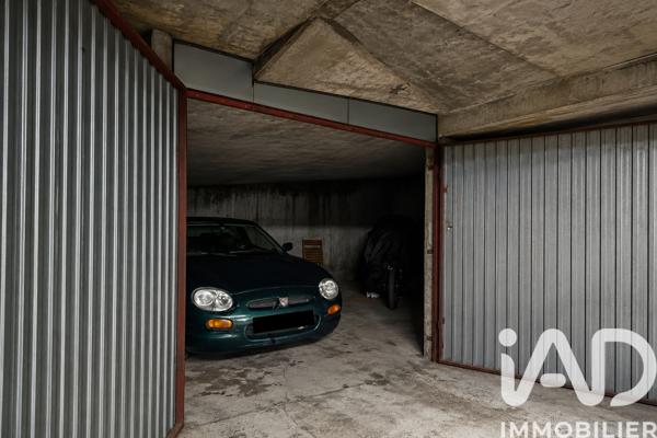 Parking à vendre 42 m² Paris 10