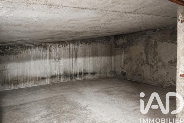 Parking à vendre 42 m² Paris 10