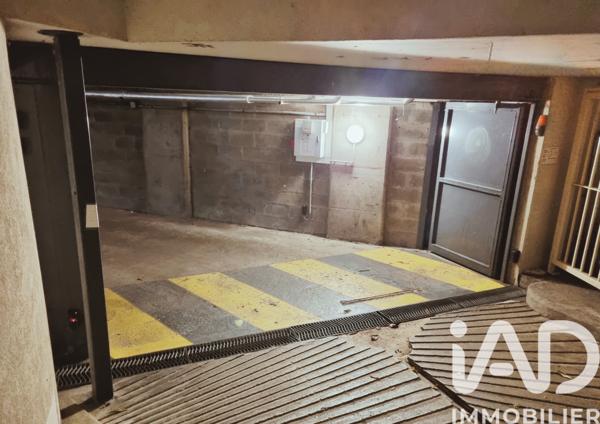 Parking à vendre 42 m² Paris 10