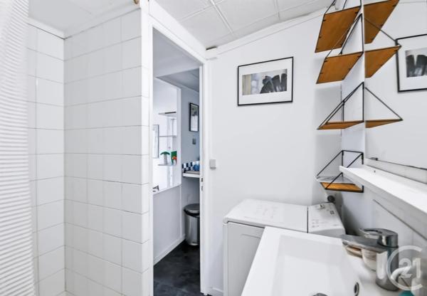 Appartement F2 à vendre  2 pièces - 32,62 m 2   PARIS  - 75010