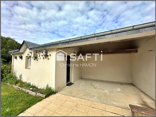 Maison avec vie de plain pied, garage et annexe