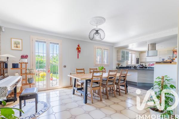 Maison à vendre 6 pièces 123 m² Savigny-sur-Orge