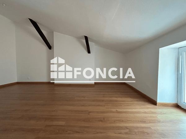 Location Appartement 3 pièces 67.2 m² - 37 RUE DE LA CROIX ROUGE Poitiers 86000