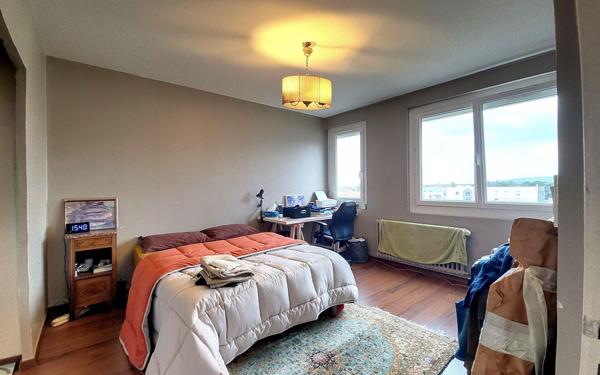 Appartement à vendre    2 pièces • 50 m2 Chenôve