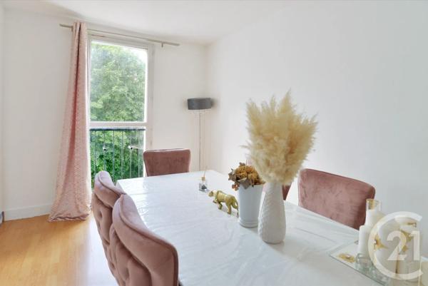 Appartement F4 à vendre  4 pièces - 69 m 2   CROSNE  - 91