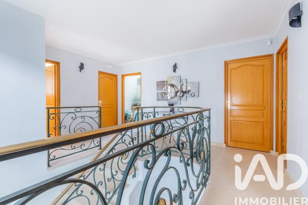 Maison à vendre 10 pièces 220 m² Draveil