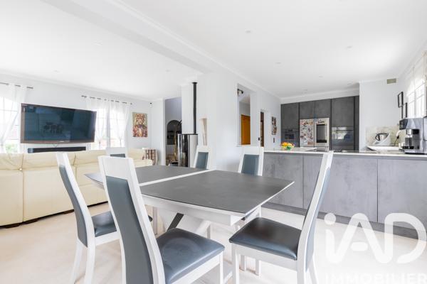 Maison à vendre 10 pièces 220 m² Draveil