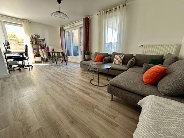 Appartement 3 pièce(s) 68 m2 309 000 € **  - Référence  9306