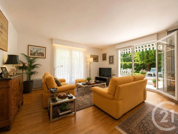 Appartement F4 à vendre  4 pièces - 85,89 m 2   RUEIL MALMAISON  - 92