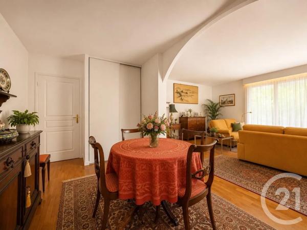 Appartement F4 à vendre  4 pièces - 85,89 m 2   RUEIL MALMAISON  - 92