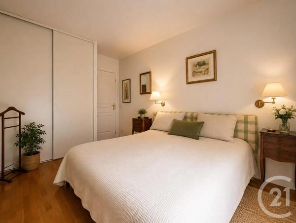 Appartement F4 à vendre  4 pièces - 85,89 m 2   RUEIL MALMAISON  - 92
