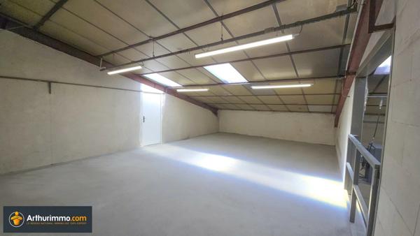 Location Local commercial 443 m2 à Bourgoin-Jallieu