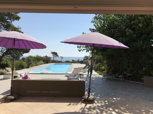 Sari-Solenzara (20145) Pieds dans l’eau corse du sud