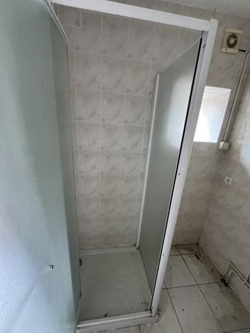 Centre de Craponne, maison individuelle à rénover avec dépendances sur terrain de 800m2.