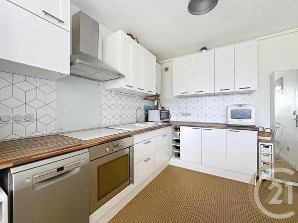 Appartement F3 à vendre  3 pièces - 66,15 m 2   DEVILLE LES ROUEN  - 76