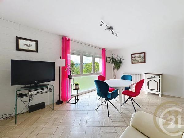 Appartement F3 à vendre  3 pièces - 66,15 m 2   DEVILLE LES ROUEN  - 76