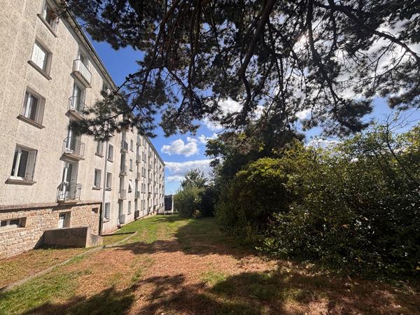 QUIMPER Centre Ville à Pied Pour Cet Appartement T3 De 52 m² Dans Une Résidence Sécurisée.