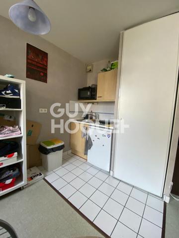 A LOUER- Studio meublé - Quartier Pilier Rouge à BREST