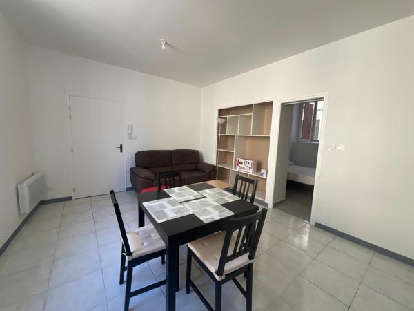Appartement à louer    2 pièces • 34,36 m2 Nîmes