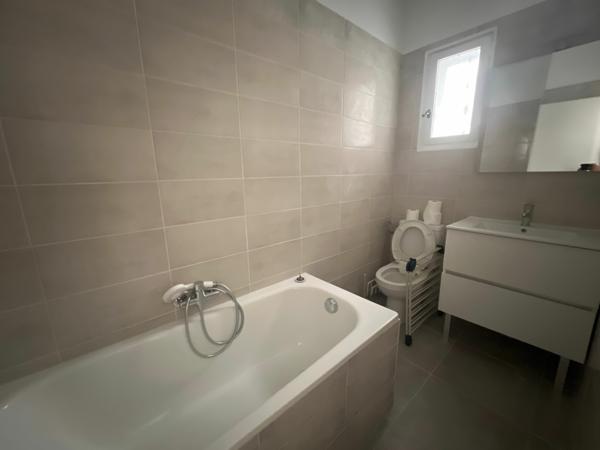 Appartement à louer    2 pièces • 34,36 m2 Nîmes