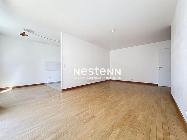 ISSY LES MOULINEAUX - FORT D'ISSY - Vente appartement 3 pièces de 67,60 m² avec un balcon de 10,80 m²