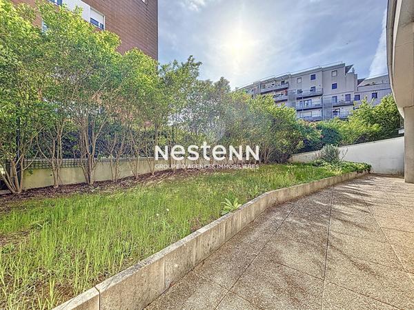 ISSY LES MOULINEAUX - FORT D'ISSY - Vente appartement 3 pièces de 67,70 m² avec terrasse et jardin de 71,70 m²