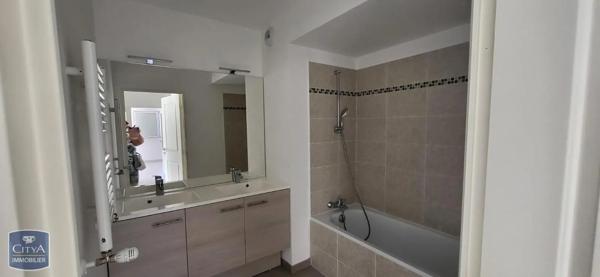 Appartement à louer 3 pièces 60.16m² Grasse (06130)