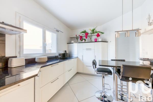 Location maison 7 pièces 180 m² Paray-Vieille-Poste