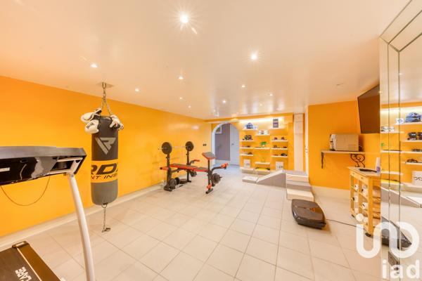 Location maison 7 pièces 180 m² Paray-Vieille-Poste