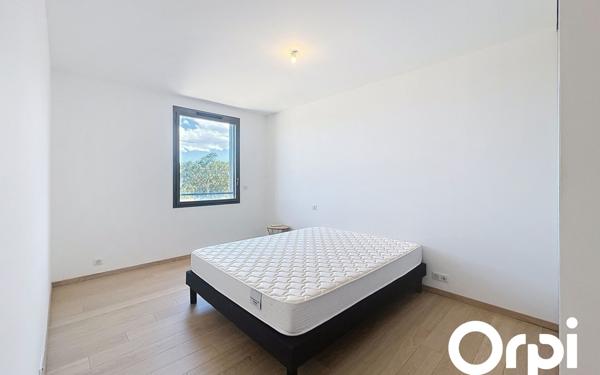 Appartement à vendre    3 pièces • 67 m2 Porto-Vecchio