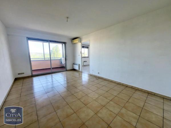 Appartement à louer 2 pièces 43.9m² Fréjus (83600)