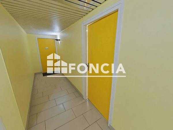 Location Local commercial 3 pièces 60 m² - ROND POINT DE LA NATION Dijon 21000