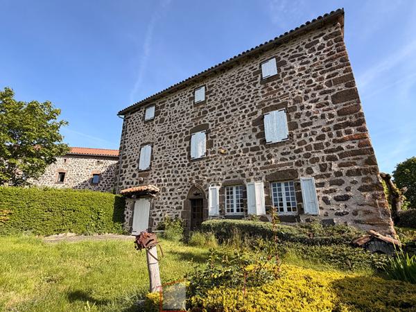 Maison de maître Talizat 6 pièce(s) 160 m2