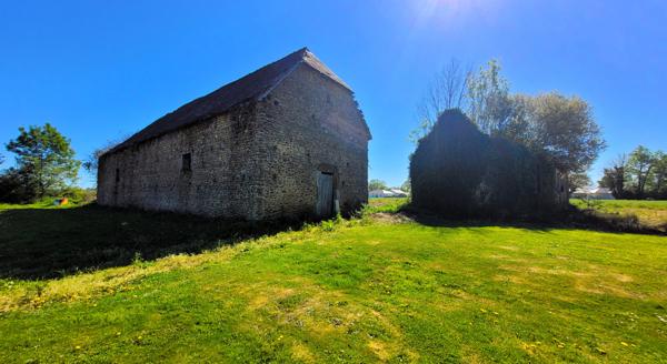 Espéchède (64160) Grange galets 180 m2 Espéchède