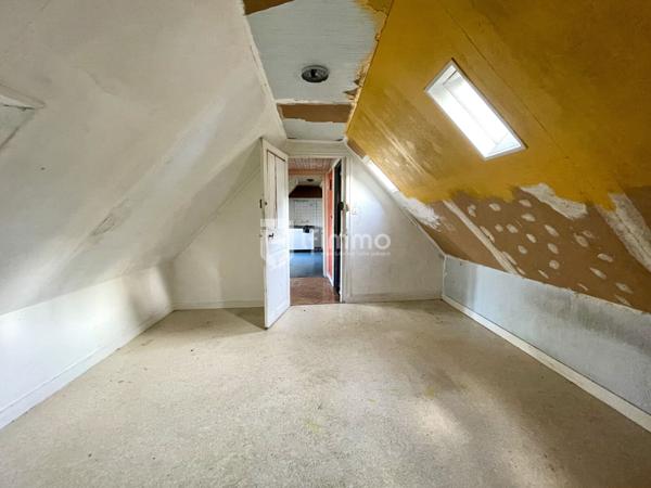 À saisir ! Appartement type 2 à rénover - Entre Gare et Centre-ville