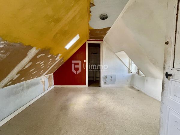 À saisir ! Appartement type 2 à rénover - Entre Gare et Centre-ville