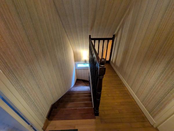 LE CROISTY MAISON EN REZ DE CHAUSSÉE SURÉLEVÉ DE 115 M² DE 4 PIÈCES PARCELLE CLÔTURÉE DE 1464m²