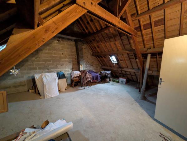 LE CROISTY MAISON EN REZ DE CHAUSSÉE SURÉLEVÉ DE 115 M² DE 4 PIÈCES PARCELLE CLÔTURÉE DE 1464m²