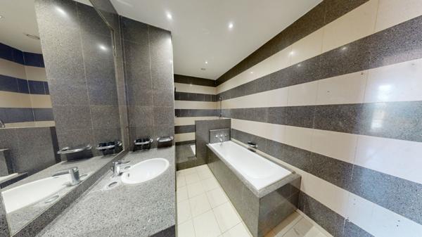 Appartement Lyon 3 pièce(s) 135.83 m2