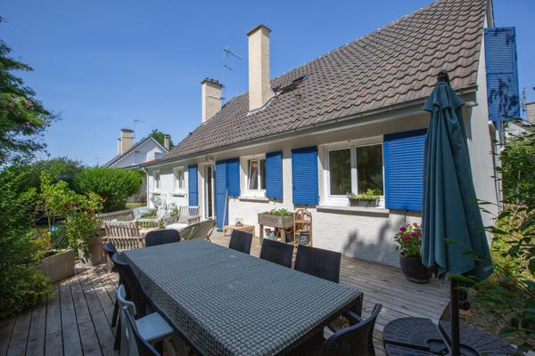 SUPERBE MAISON FAMILIALE -RESIDENCE DU CHATEAU