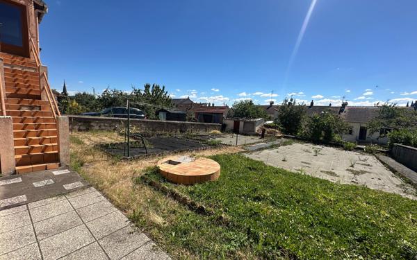 Immeuble à vendre    5 pièces •  Le Creusot