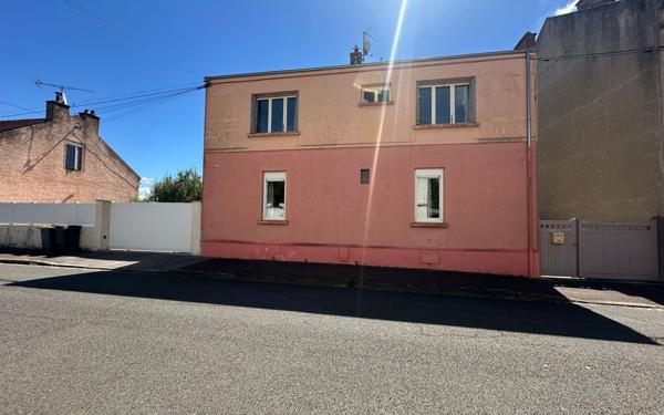 Immeuble à vendre    5 pièces •  Le Creusot