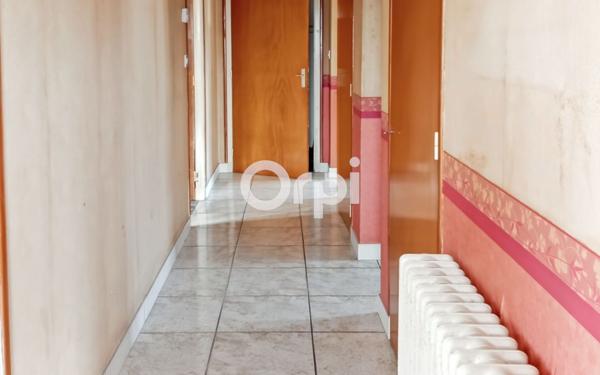 Maison à vendre    5 pièces •  Oloron-Sainte-Marie