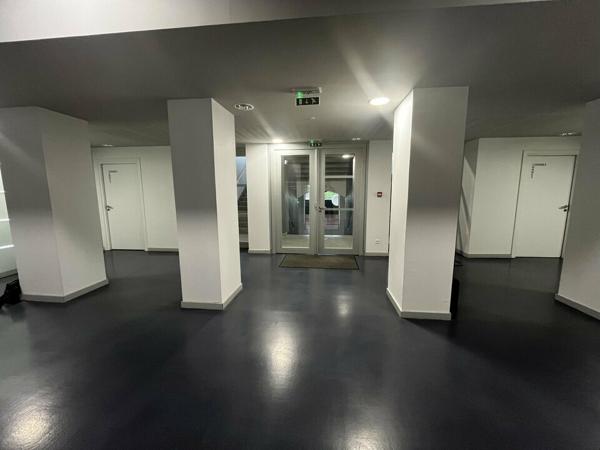 BUREAUX à LOUER de 847 m²