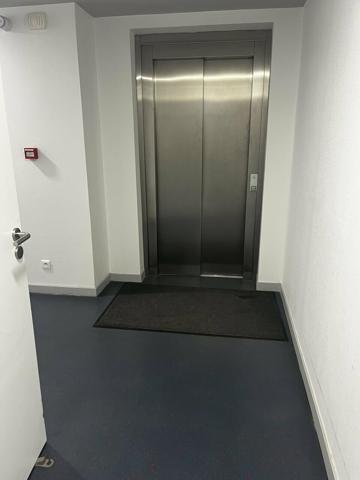 BUREAUX à LOUER de 847 m²