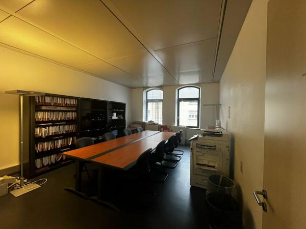 BUREAUX à LOUER de 847 m²