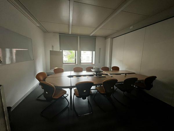 BUREAUX à LOUER de 847 m²